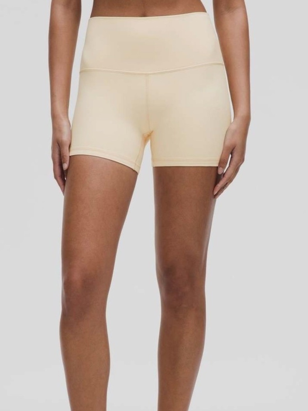 LULULEMON ALIGN High Rise Short 4" Butter Cream Size 2